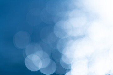 青い背景の玉ボケ