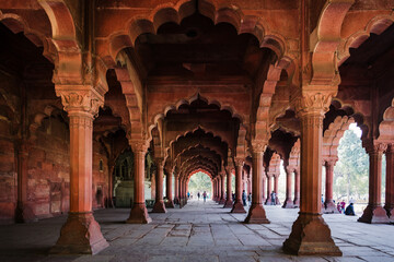 Arches and columns at the hall of audience, Red Fort, Delhi, India