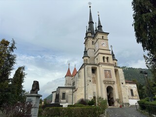 Brașov's Old Church: A Reminder of the City's Medieval Heritage