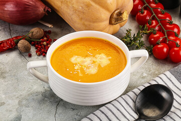 Vegetarian Pumpkin soup with spices