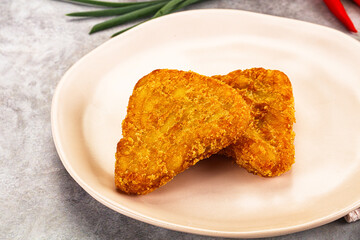 Fried potato hash brown snack