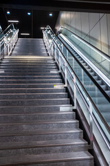 Fototapeta premium intérieur du métro dans la ville de Paris en France