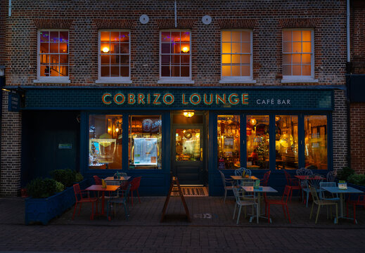 Cobrizo Lounge Cafe Bar Storefront in Newbury Berkshire at Dusk