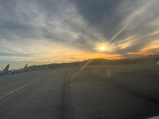 Naklejka premium The morning travel from Vitre to Paris