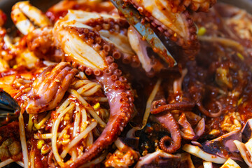 spicy steamed seafood