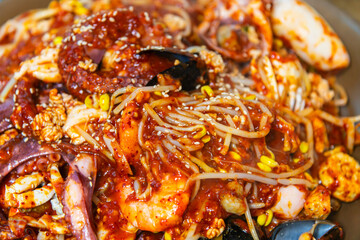 spicy steamed seafood