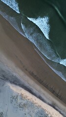 Vague sur la plage le long des dunes, La Palmyre - France  // Wave on the beach along the dunes, La Palmyre - France