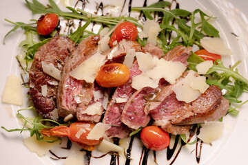 Grilled Steak Salad with Arugula and Parmesan
