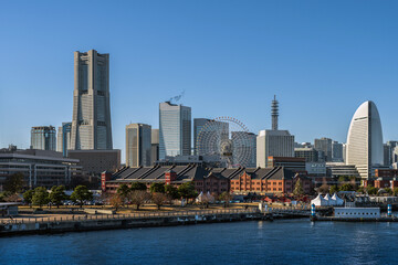 【横浜】みなとみらいの赤レンガ倉庫とランドマークタワー