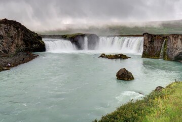 Geitafoss ou Godafoss (fossholl) en Islande
