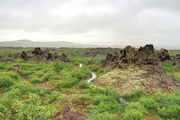Dimmuborgir, promenade dans les champs de lave en Islande