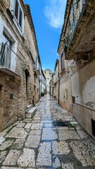 SERRACAPRIOLA (Pouilles - Italie)