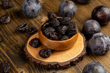 ripe purple plums and dried plums