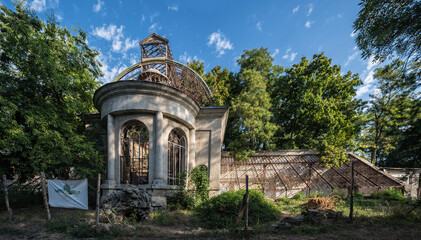 Walking through the streets of Odessa you can see a lot of interesting architecture. 