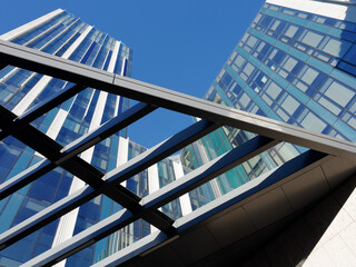 Obraz premium Modern building along Via Faravelli and Via Gattamelata in Milan