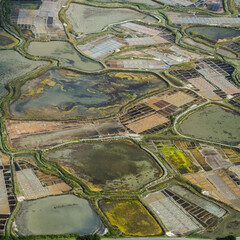 vue a&eacute;rienne des marais salants de Gu&eacute;rande