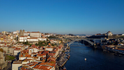 Porto: Encanto da Ribeira com o Rio Douro e Barcos Tradicionais
