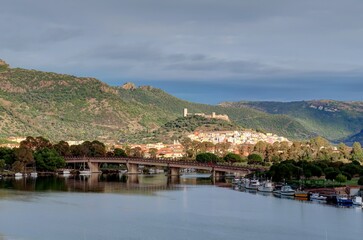  côte ouest de la Sardaigne à Bosa