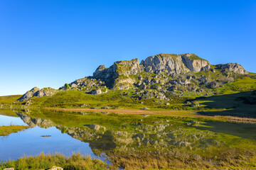Obraz premium Lagos de Covadonga en Invierno