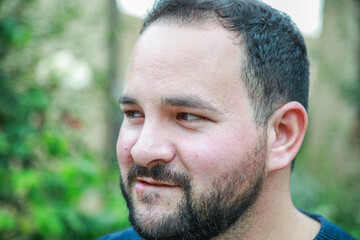 Obraz premium Man Face During A Try Of Flirting 