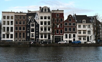 Naklejka premium Amsterdam canal buildings