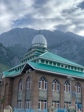 MOSQUE IN KASMIR