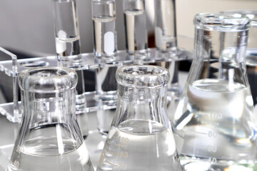 Bottles and transparent dishes are used in scientific and medical experiments, the use of chemicals creates medical research.
