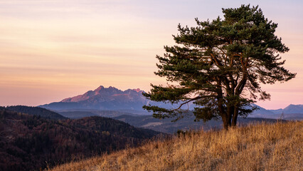 Małe Pieniny, wschód słońca