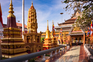 Fototapeta premium Temple in Siem Reap, Cambodia. Traditional asian architecture