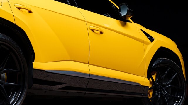 Phoenix, AZ, USA
January 1, 2025
2020 Lamborghini Urus