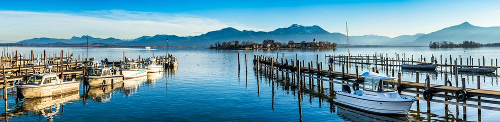 Fototapete Rund Pier harbor at the chiemsee lake - gstadt  © fottoo