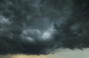 Fototapeta premium Sky with heavy black storm clouds.