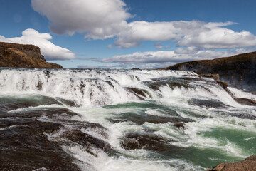 Majestätischer Wasserfall Gullfoss in Island