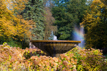 Fontanna w olsztyńskim parku 2024 © Krzysiek Cegiełka