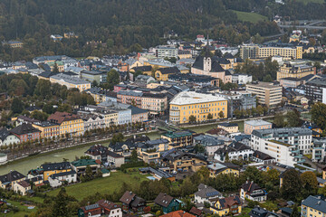 Obraz premium Blick vom Siriuskogl auf Bad Ischl