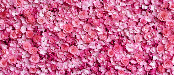 Obraz premium A lush pink rose bouquet in bloom on a soft background. Perfect for Valentine's Day, floral promotions, or romantic celebrations.