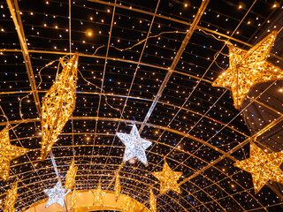 The outdoor Christmas decoration of the city stands out especially at night. 