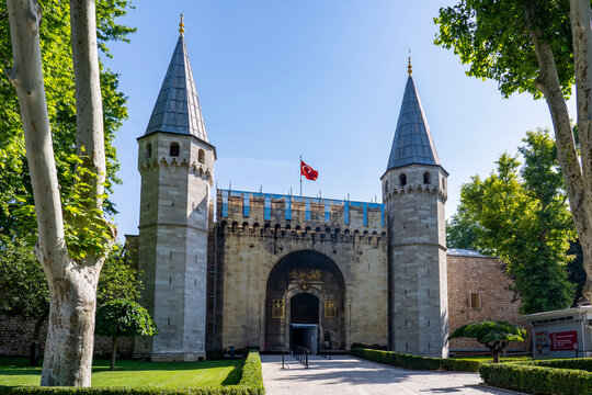 Turkiye. Istanbul. The entrance of Topkapi palace