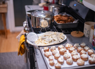 Christmas diner, cooking home dinner, on a stove, home kitchen elective focus background image