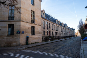 Immeuble d'habitation dans la ville de Paris en France 