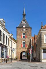 Obraz premium The Lekpoort is the only remaining city gate of Vianen. This gate formed the access road to the walled city center until the 19th century.