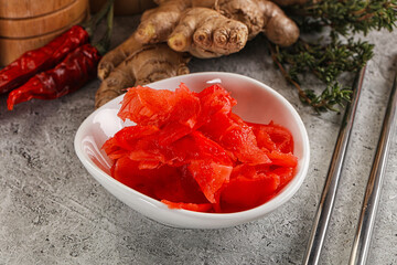 Gurmet marinated ginger root spicy
