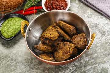 Grilled beef barbecue with spises