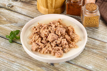 Canned tuna fish in the bowl