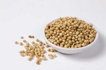 A Bowl of Coriander Seeds: Aromatic and Culinary Delight