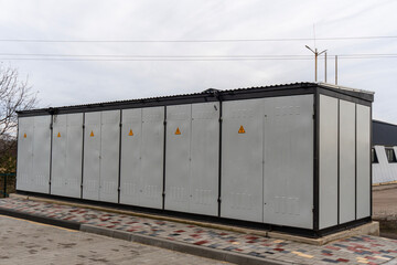 Building for protecting the air conditioning system of an electric power plant in a residential complex © Роман Булатов