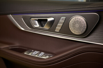 Stylish and Modern Car Interior Design Featuring Carbon Fiber Accents and Ambient Lighting