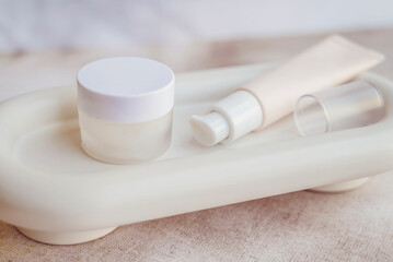 Anti-Age Face Cream in a Marble Plate 