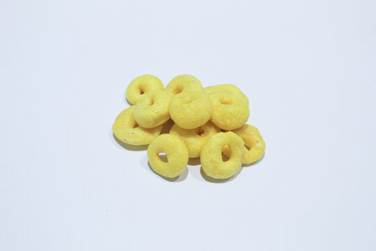 Alen-Alen is a traditional snack from the city of Trenggalek, Indonesia. The snacks taste delicious and are suitable as snacks.