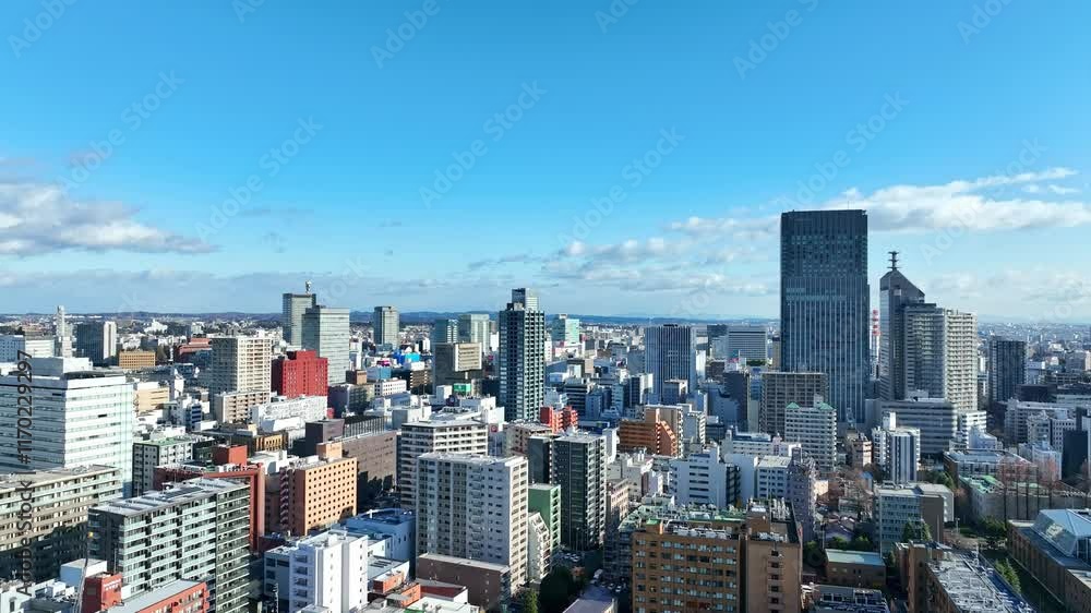 Aufkleber 都市、空撮、ドローン、パノラマ、展望、風景、景色、観光、旅行、建設、都会、インフラ、ビル、俯瞰、ハイアングル、地平線、景観、社会、現代、建築、ビル群、不動産、高層ビル、摩天楼、日本、地方、自治体、行政、青空、環境、街、産業、経済、ビジネス、交通、遠景、開発、発展、コピースペース、昼間、晴れ、明るい、建物、屋外、飛行、迫力、広大、ダイナミック、60p、絶景